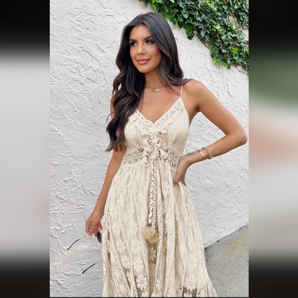 Astrid Sleeveless V-Neck Tassel Elegant Cream Lace Midi Dress_Small